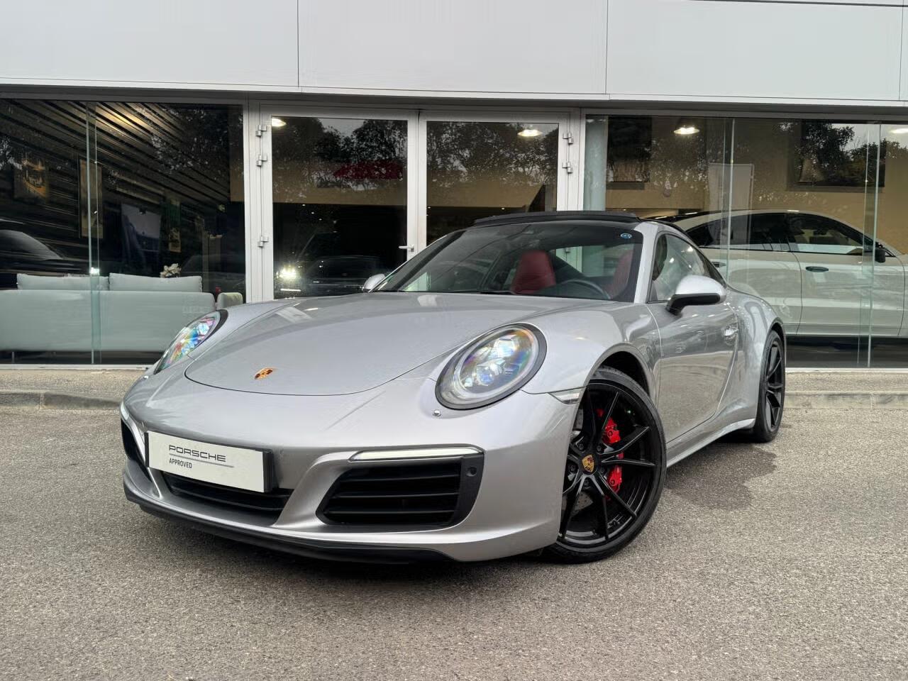 PORSCHE 911 Carrera 4S Coupé 3.0i 420