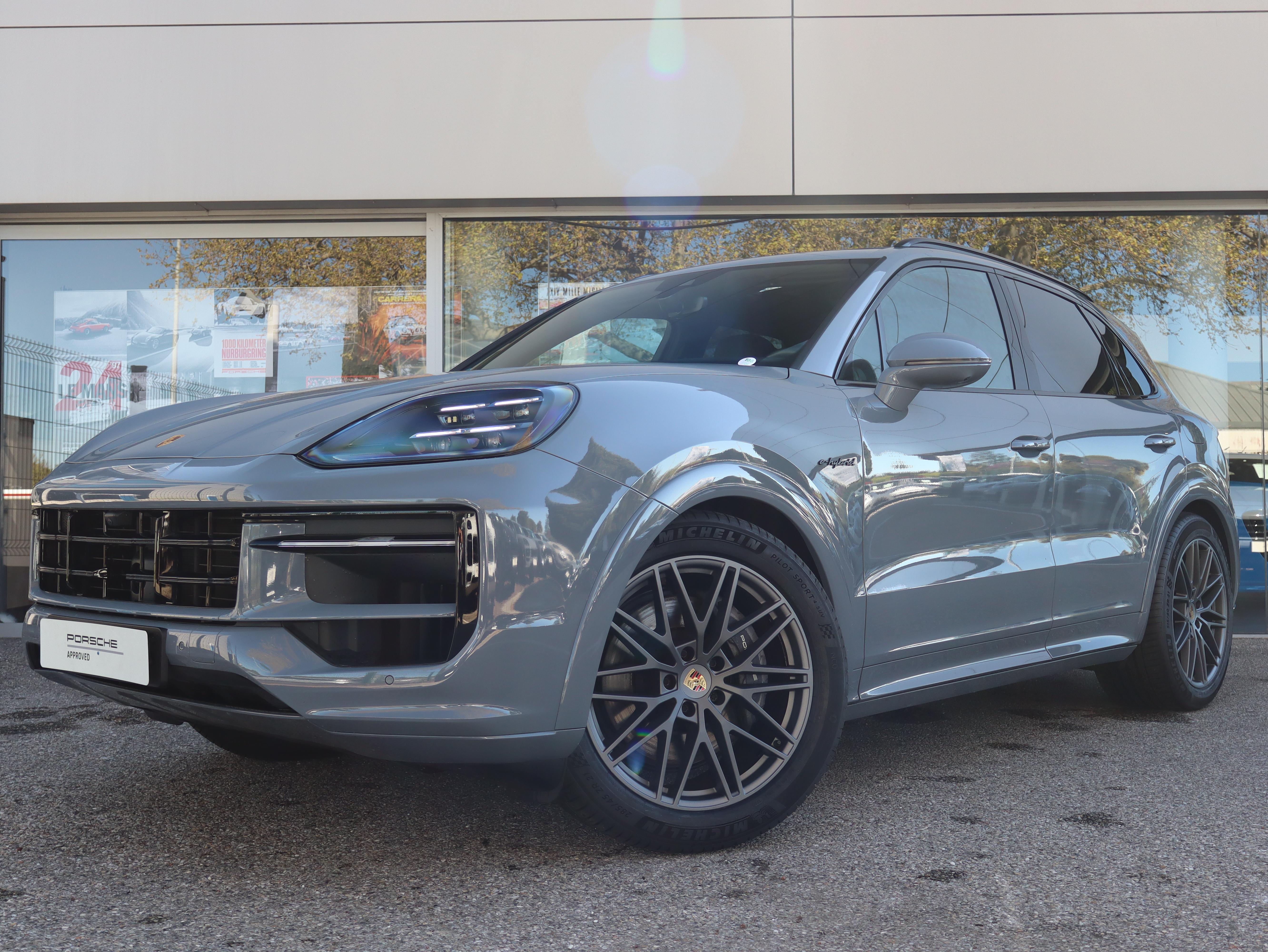 PORSCHE Cayenne E-Hybrid 3.0 V6 470 ch