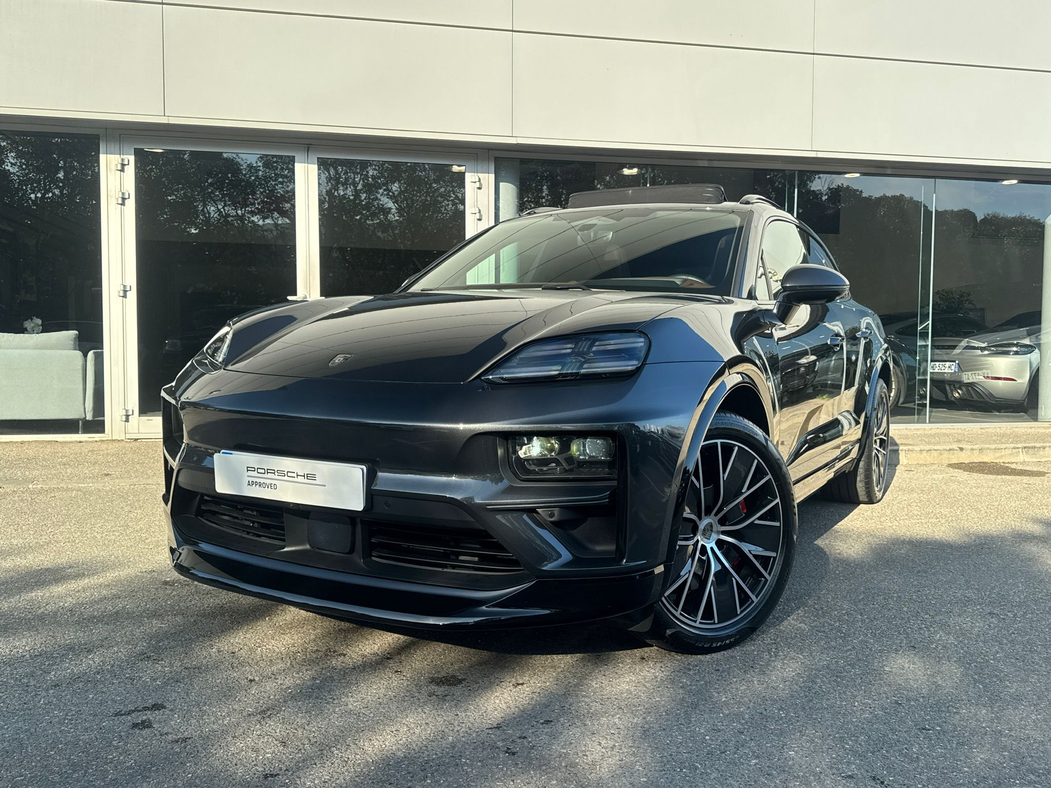 PORSCHE Macan Turbo 639 ch