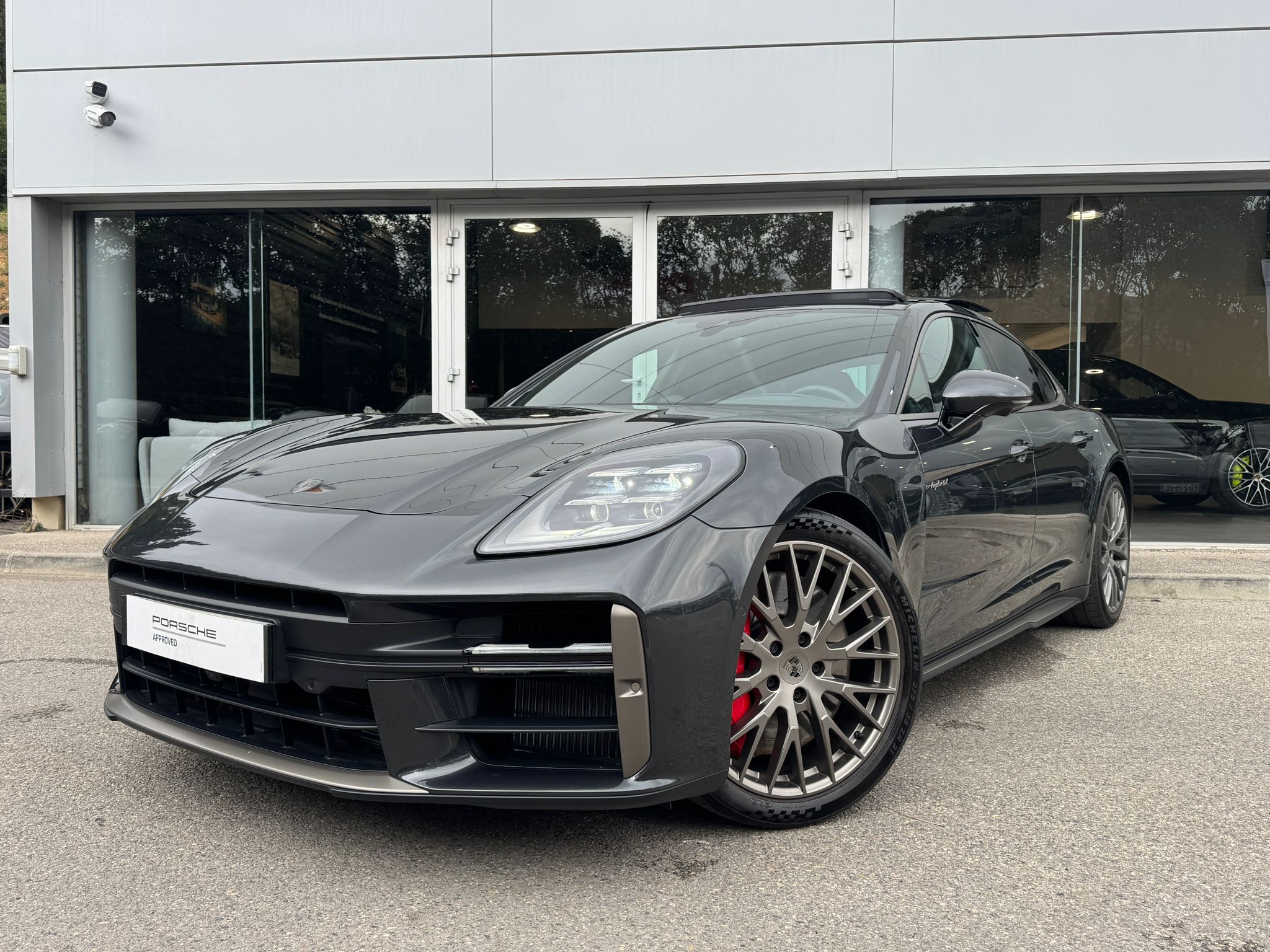 PORSCHE Panamera E-Hybrid V8 680 ch PDK Turbo