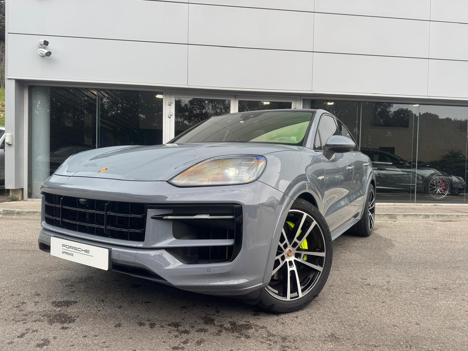 PORSCHE Cayenne Coupé E-Hybrid 3.0 V6 470 ch