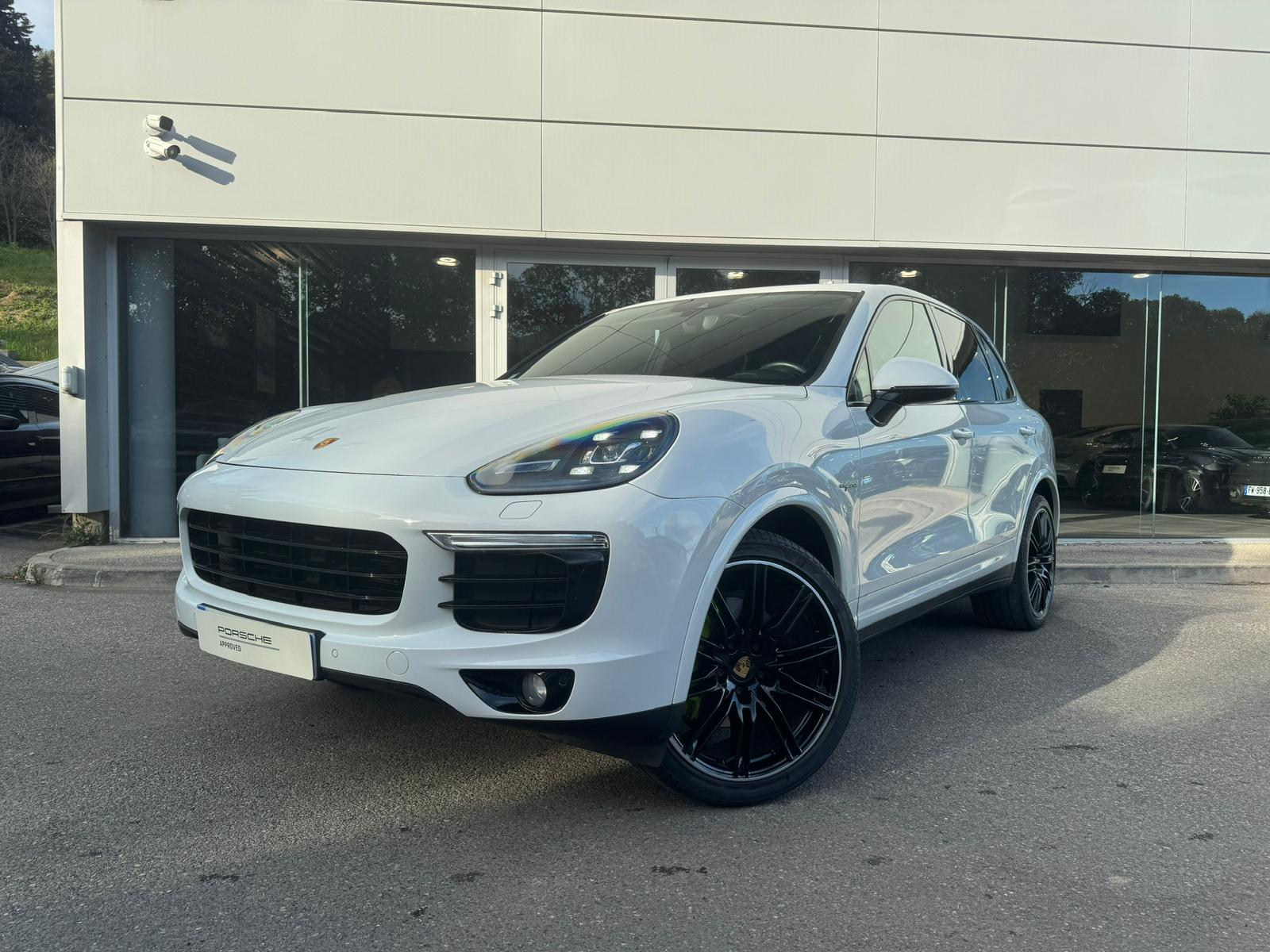 PORSCHE Cayenne 3.0 V6 416 ch