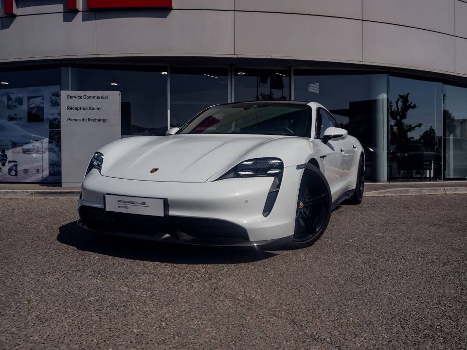 PORSCHE Taycan Turbo S 761 ch
