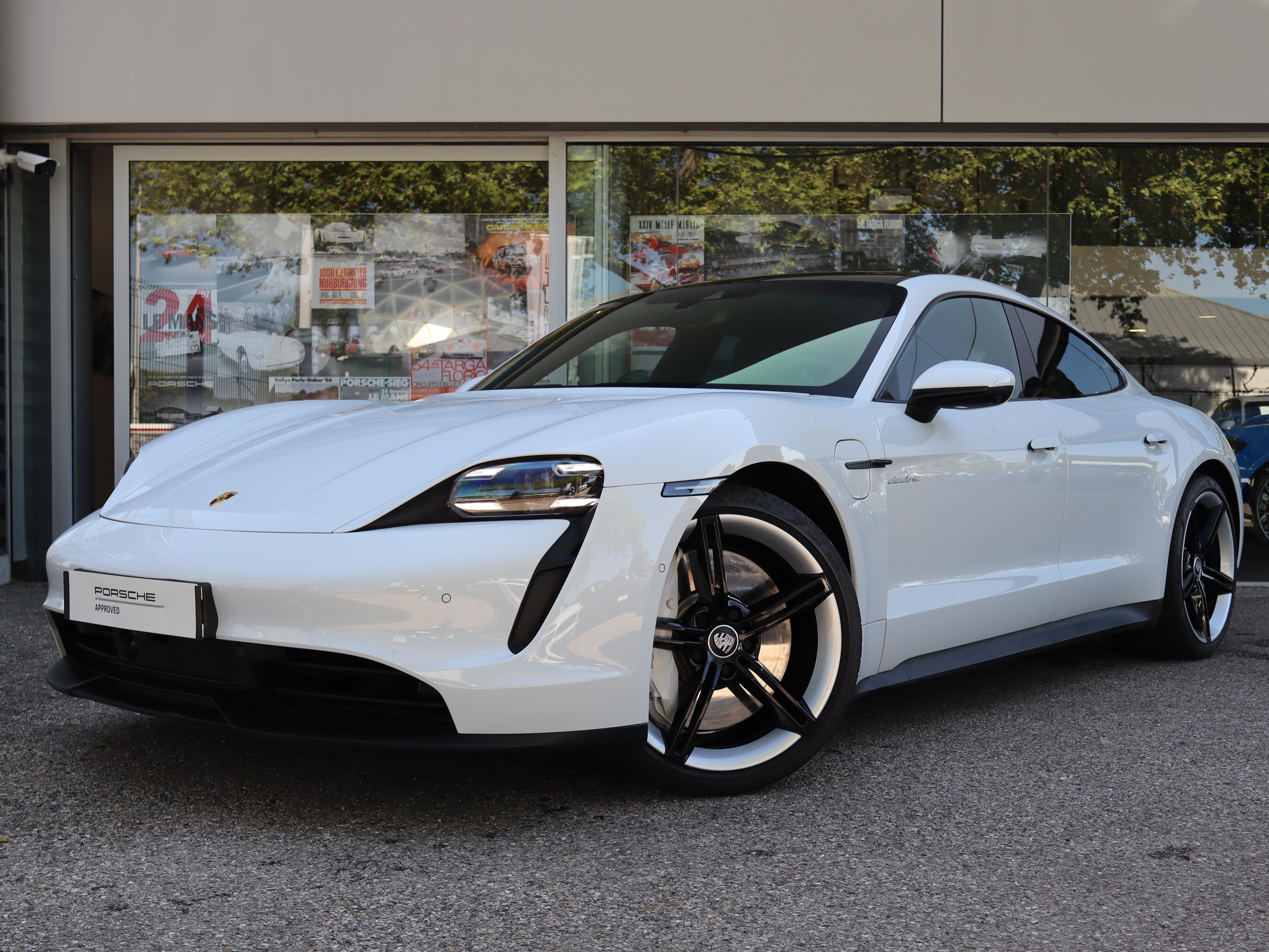 PORSCHE Taycan 4S 571 ch avec batterie performance plus