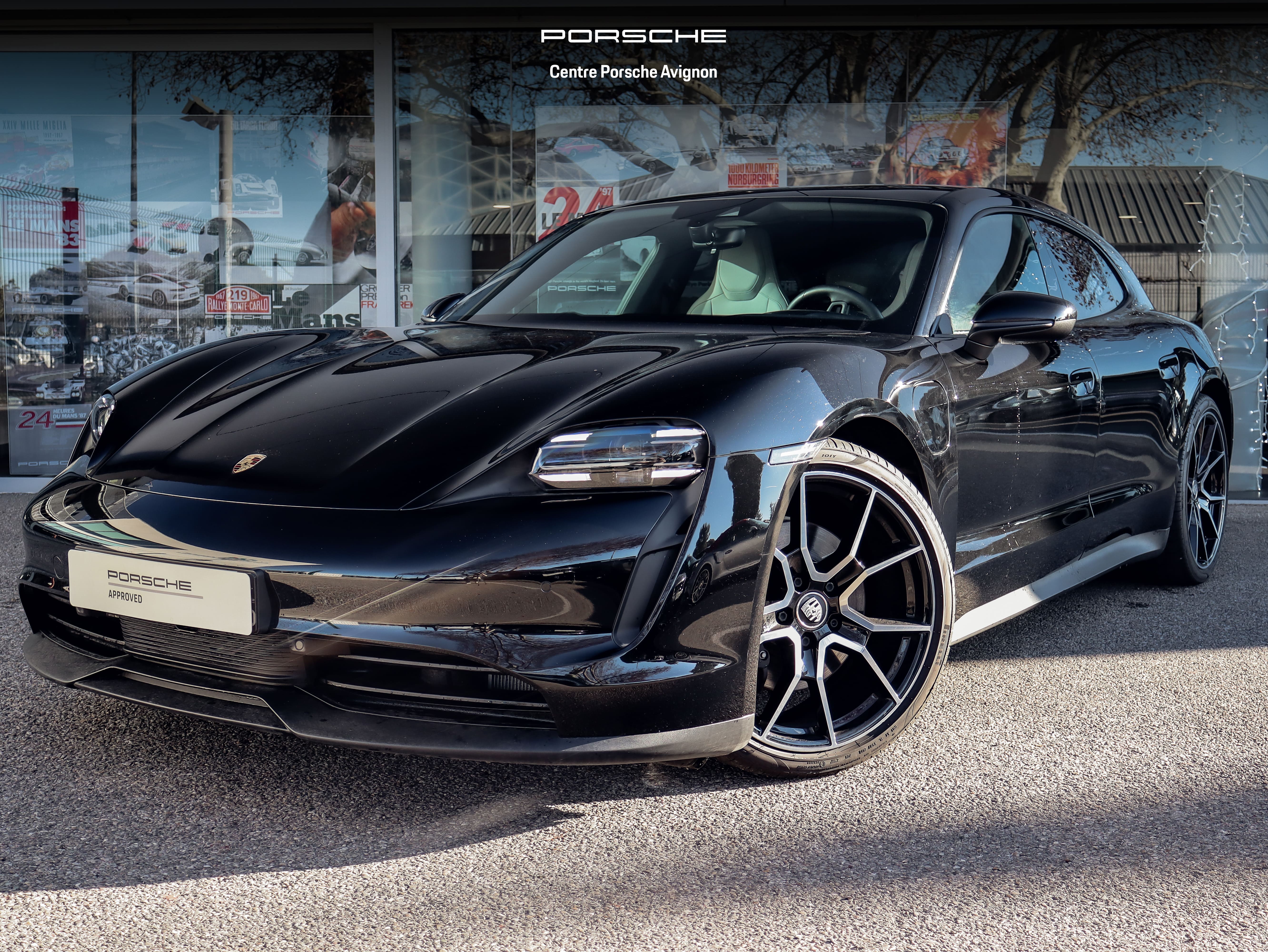 PORSCHE Taycan 476 ch avec batterie performance plus