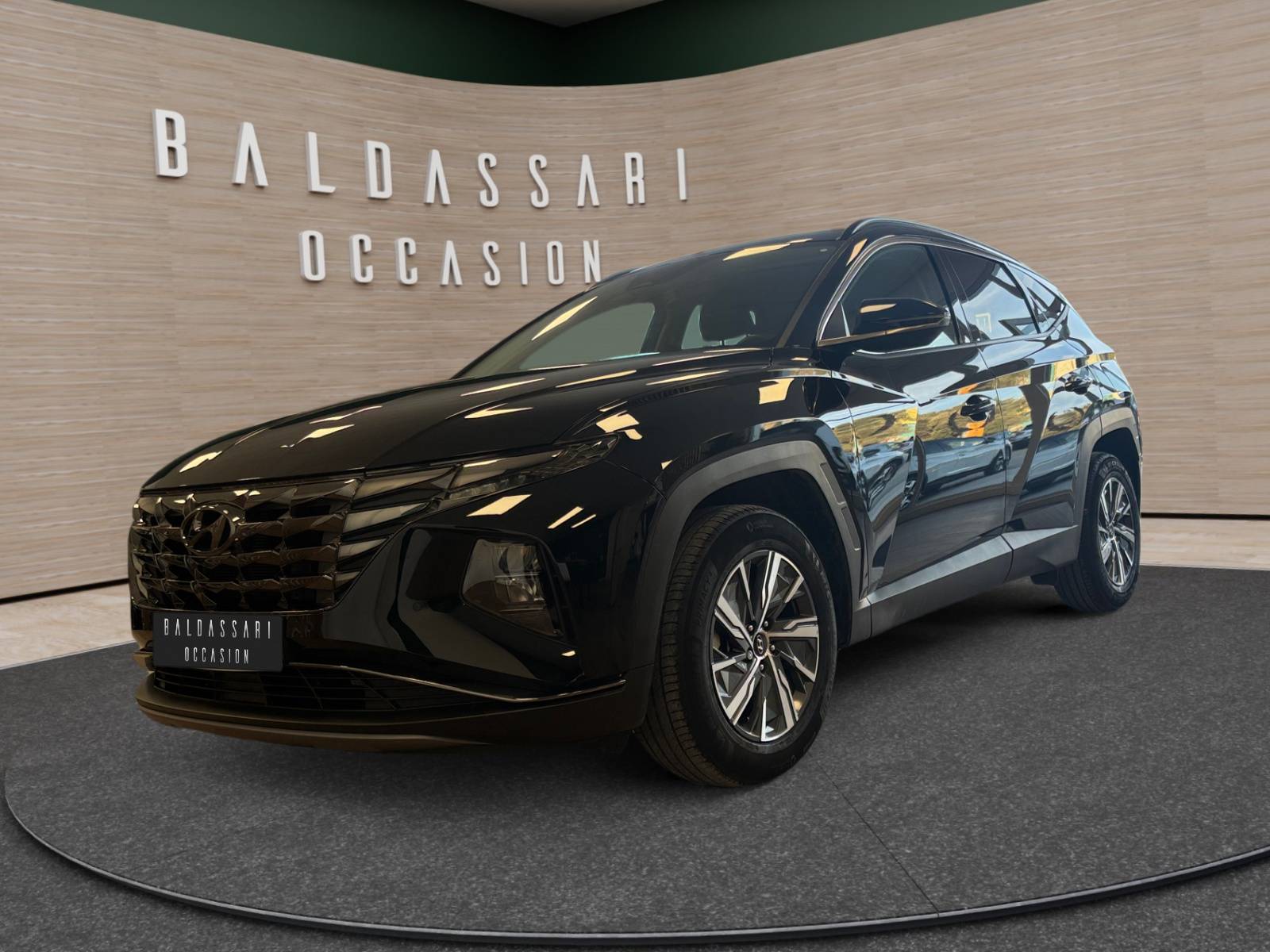 HYUNDAI Tucson 1.6 T-GDI 230 Hybrid BVA6