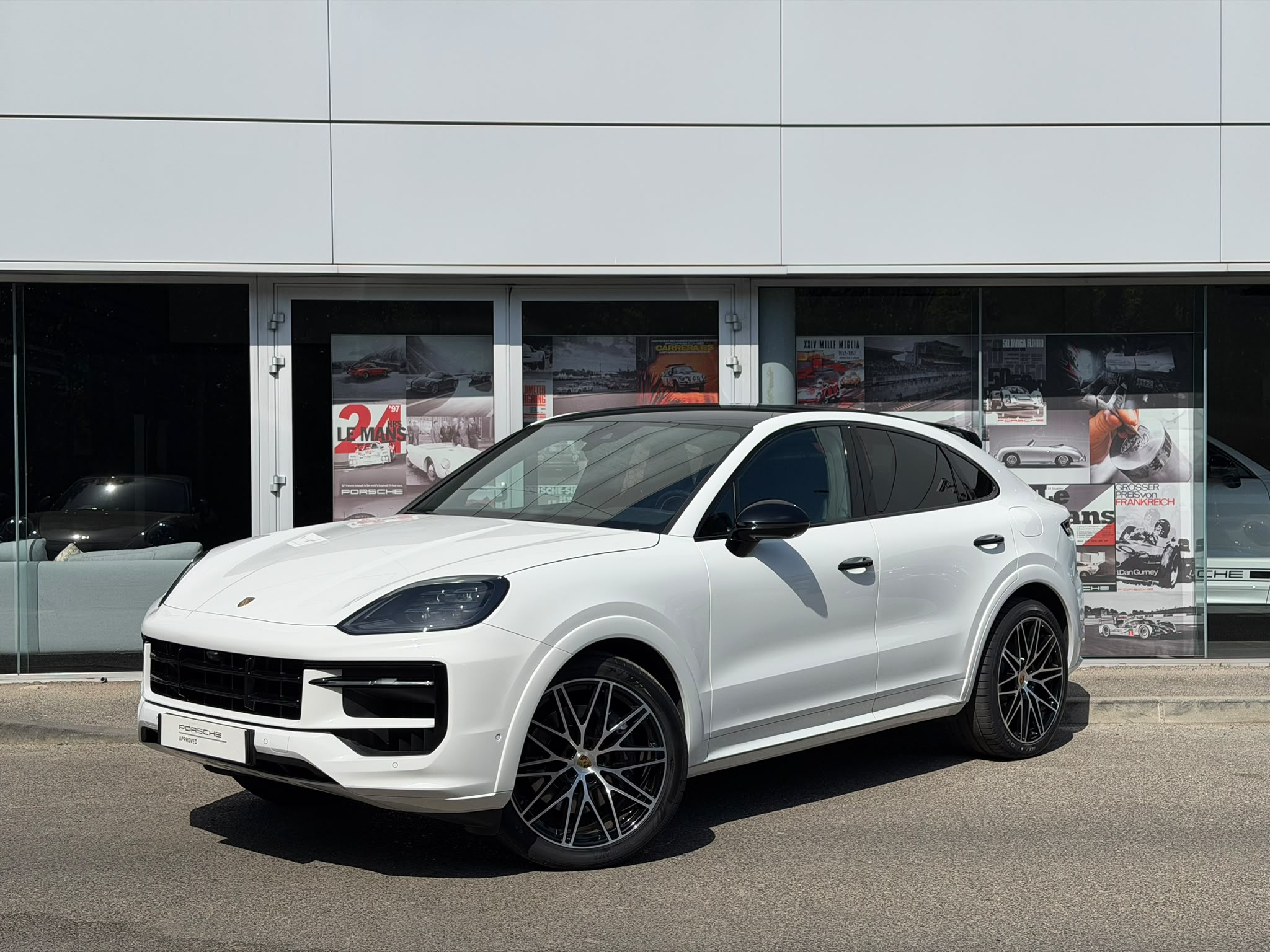PORSCHE Cayenne Coupé E-Hybrid 3.0 V6 470 ch